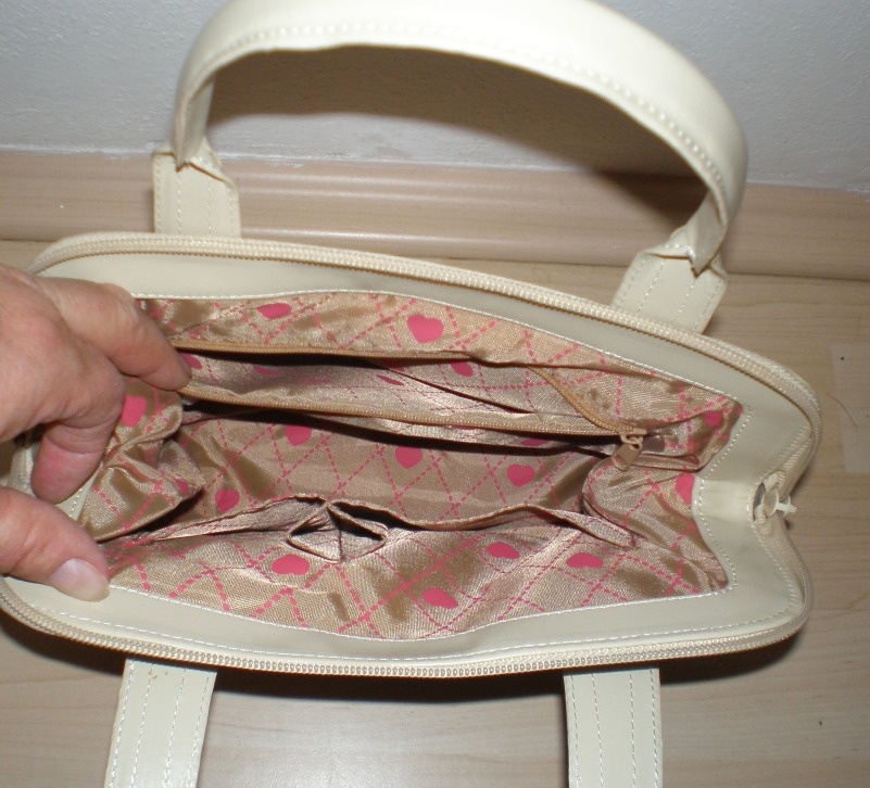 krásná taštička, kabelka Hello Kitty Nová - 4