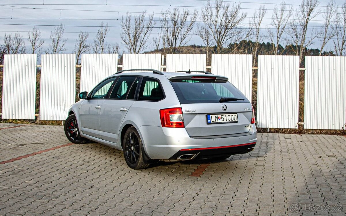 Škoda Octavia Combi 2.0 TDI DPF RS - 4