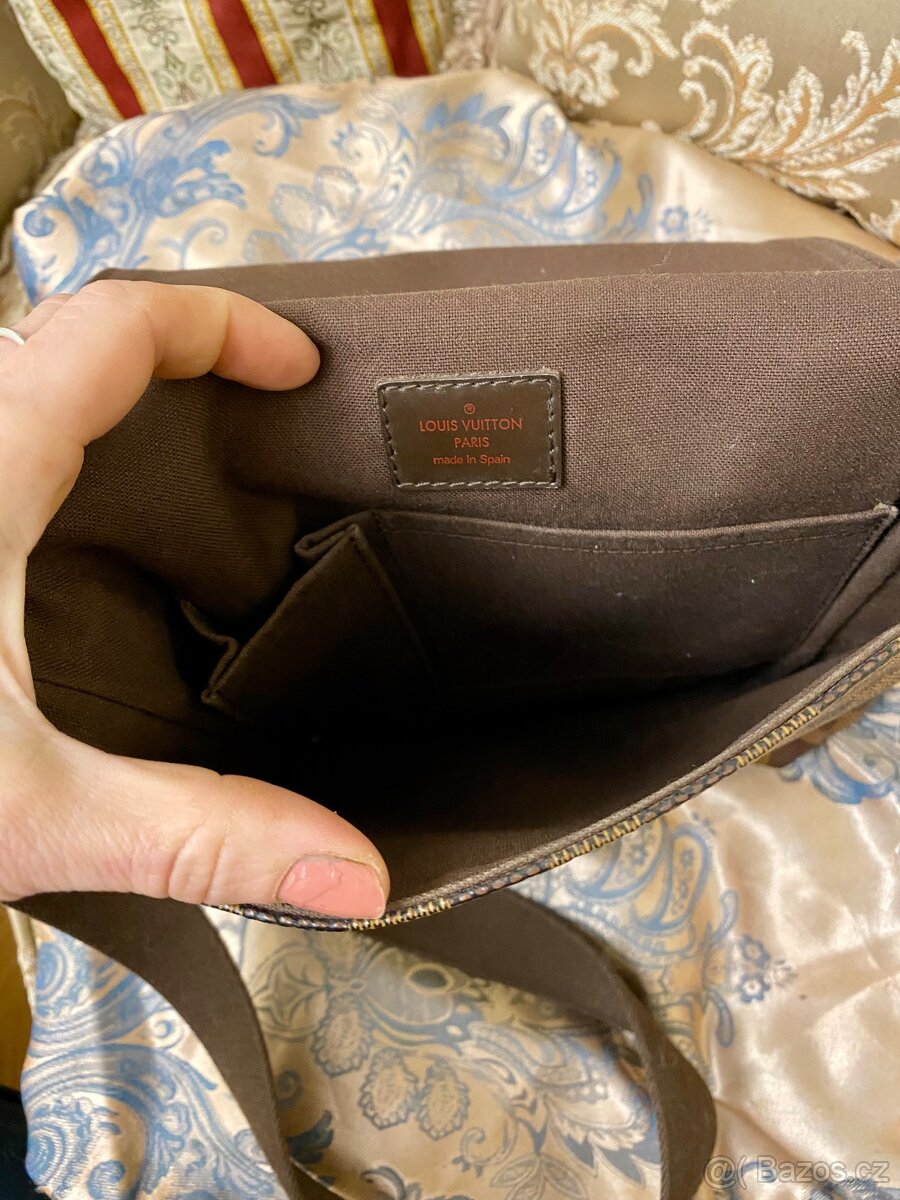 LOUIS VUITTON Brooklyn PM Damier Ebene Canvas - 4