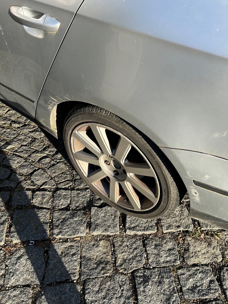 Volkswagen Passat 2.0 TDI - 4