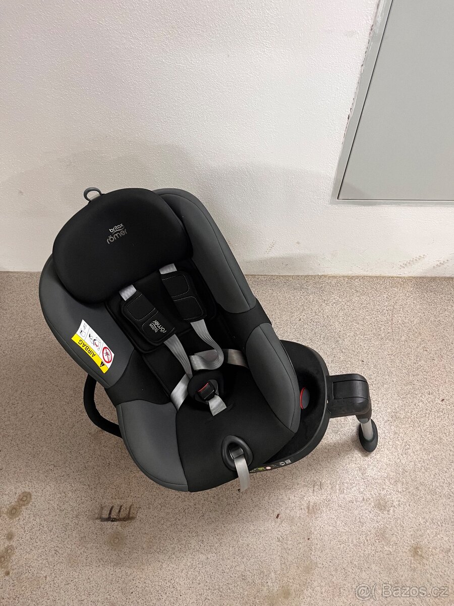 Britax Romer Dualfix M - 4
