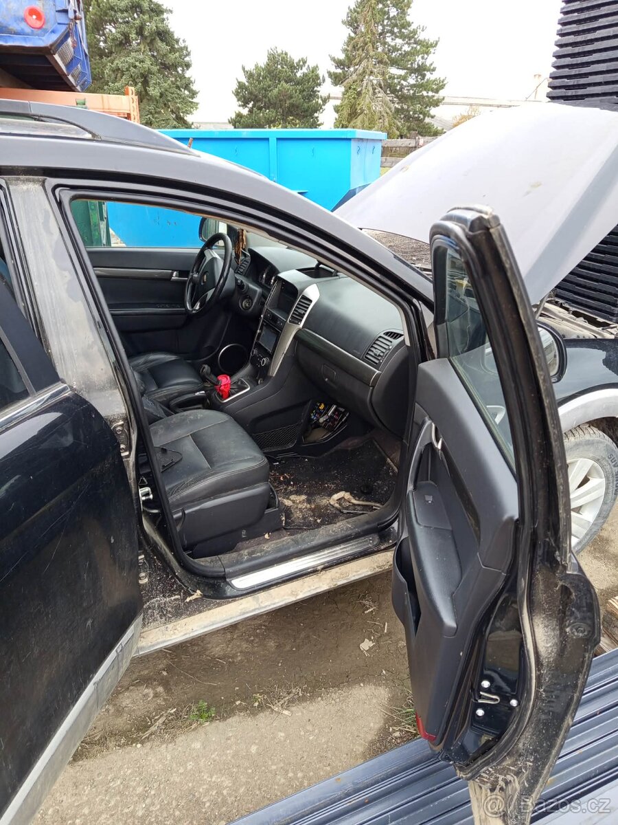 Prodám Chevrolet captiva - 4