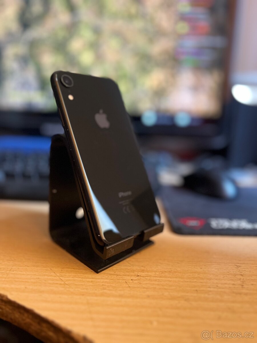 Iphone xr 64gb cerna - 4