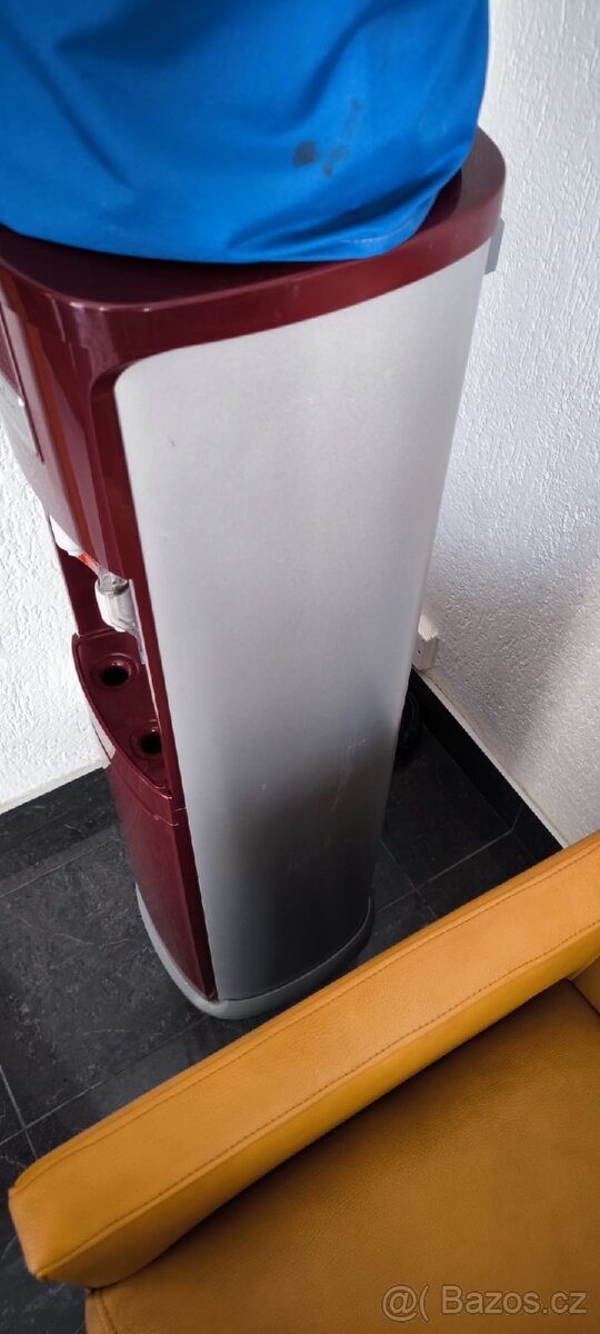 Výdejník barelové vody - 4
