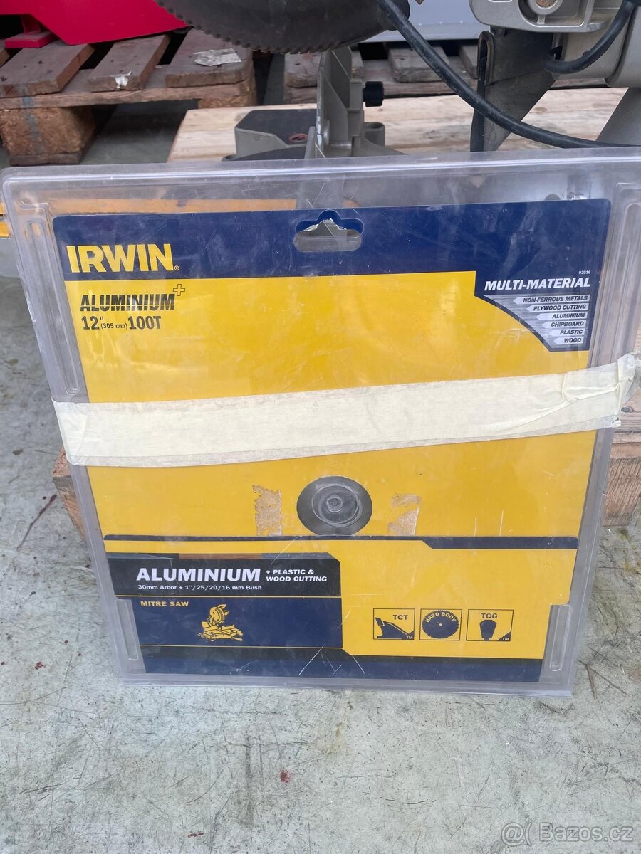 Pokosová pila s oboustraným pokosem DW708 - 4