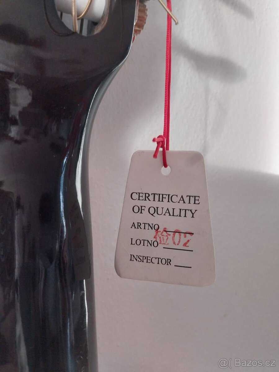 Hudební nástroj _ kytara - 4