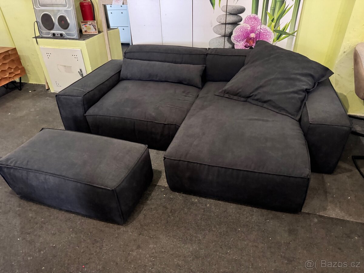 NOVÁ černá Sedací souprava Sirpio 270cm s taburetem - 4