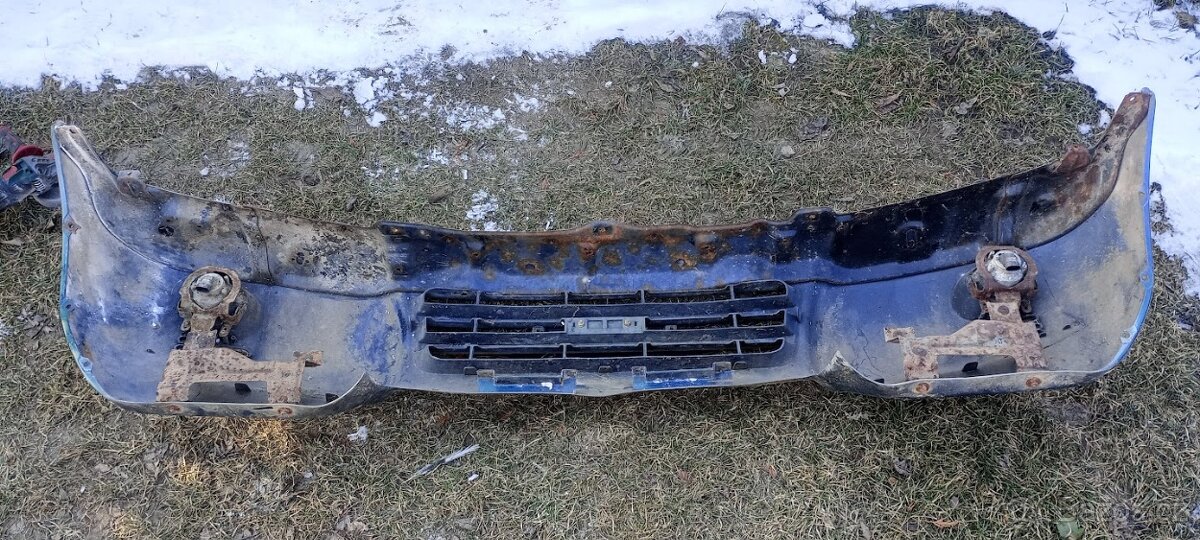 Mitsubishi Pajero III přední nárazník - 4