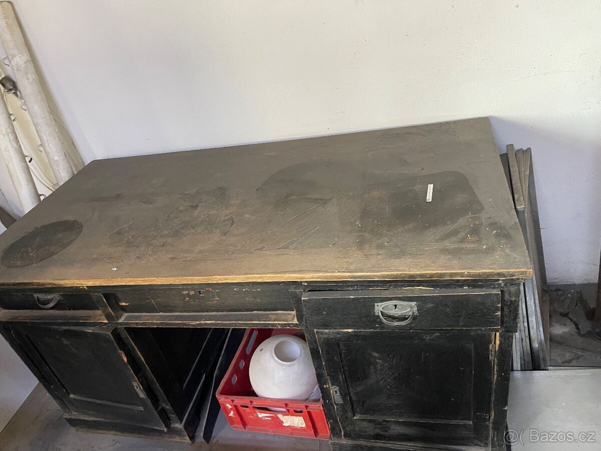 Starožitný stul - 4