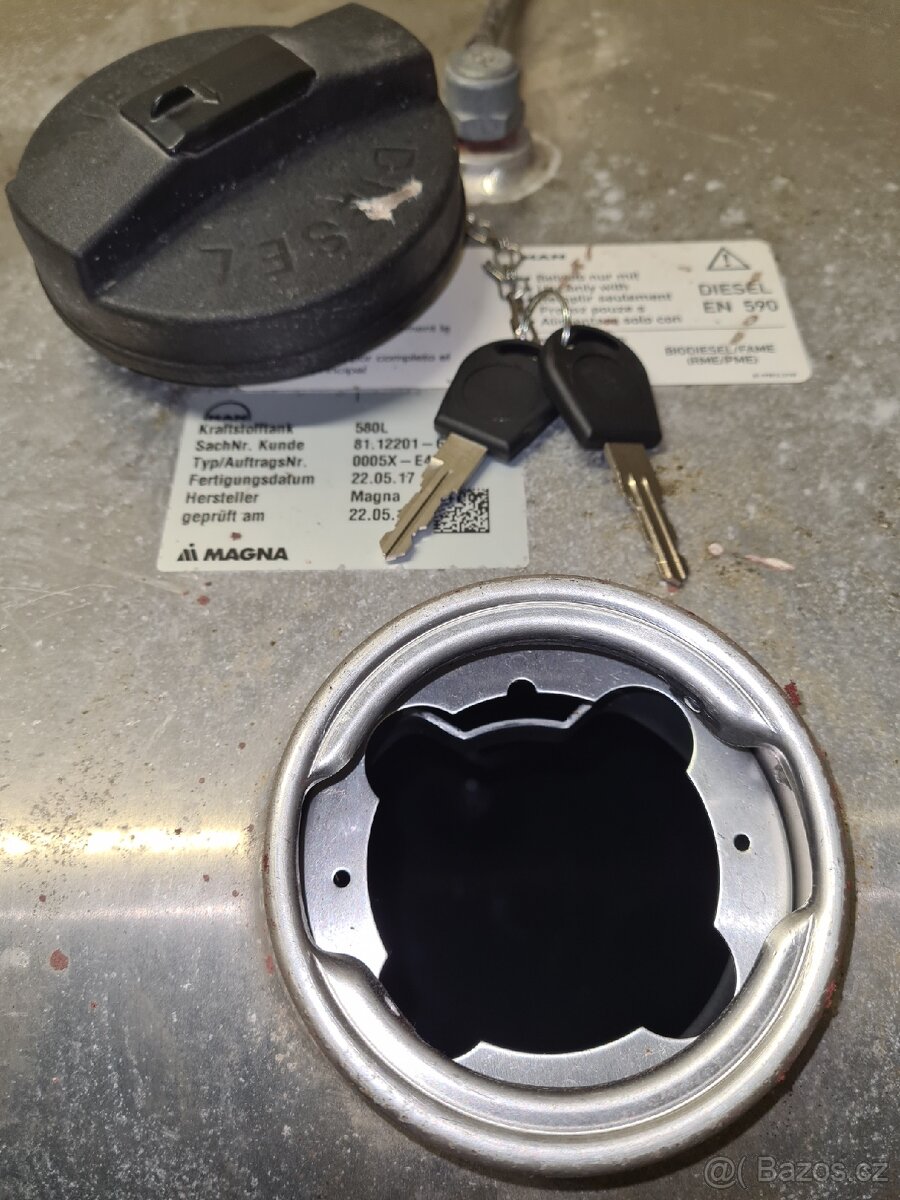 Nová nádrž na naftu 600L - 4