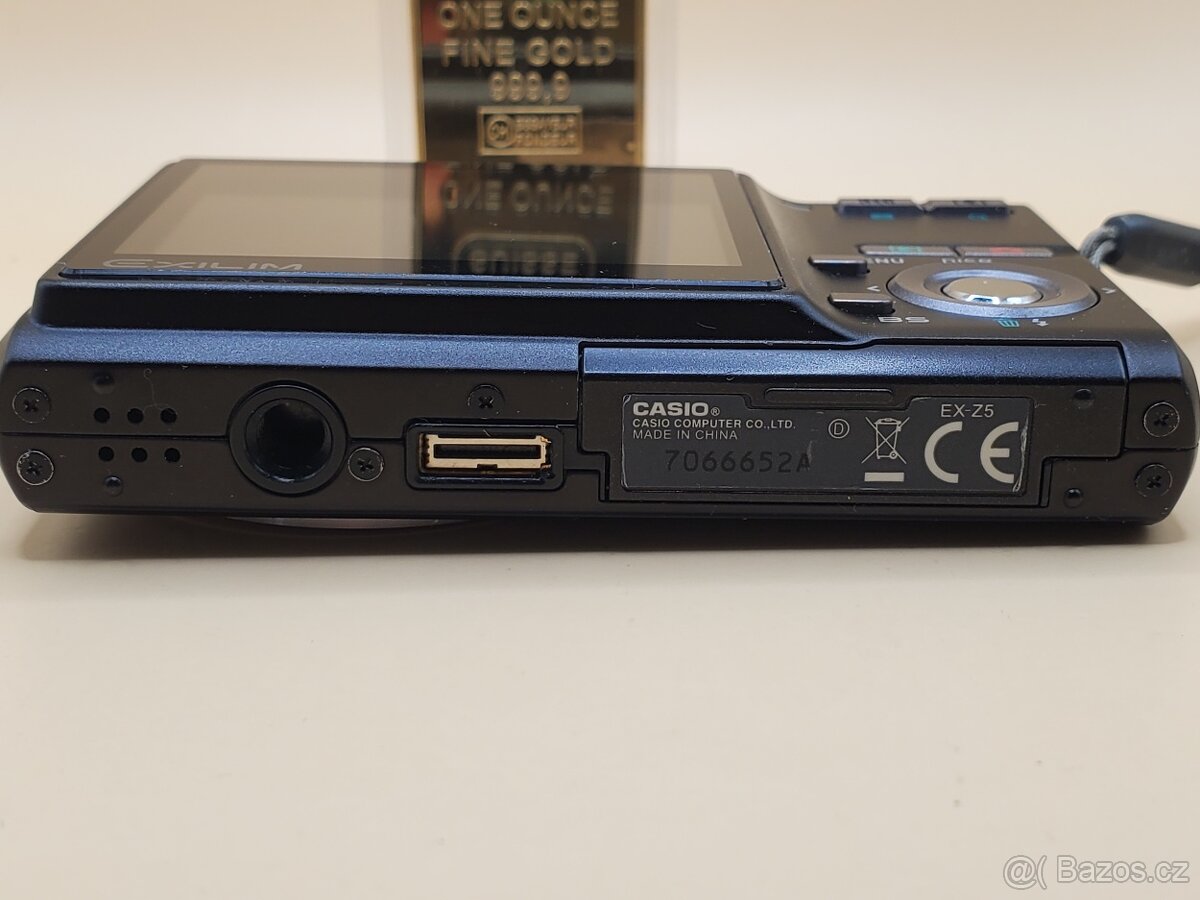 Casio Exilim EX-Z5 – 5 MP, 3× Optical Zoom, černý - 4