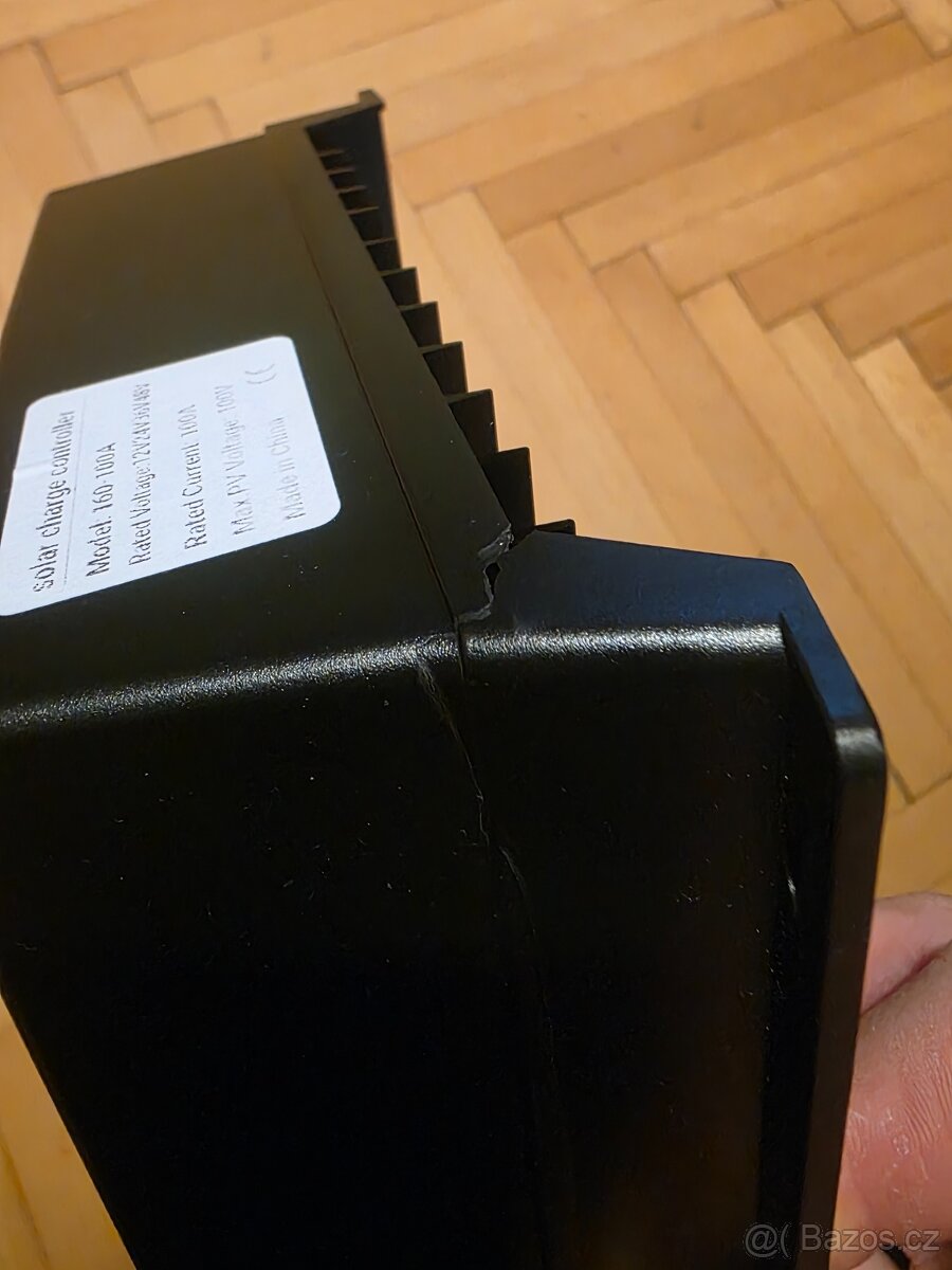 solární regulátor 100A model: 160-100 , 12/24/36/48V - 4