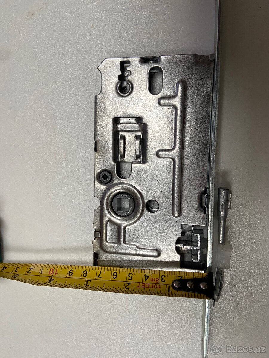 Zadlabací zámek - 4