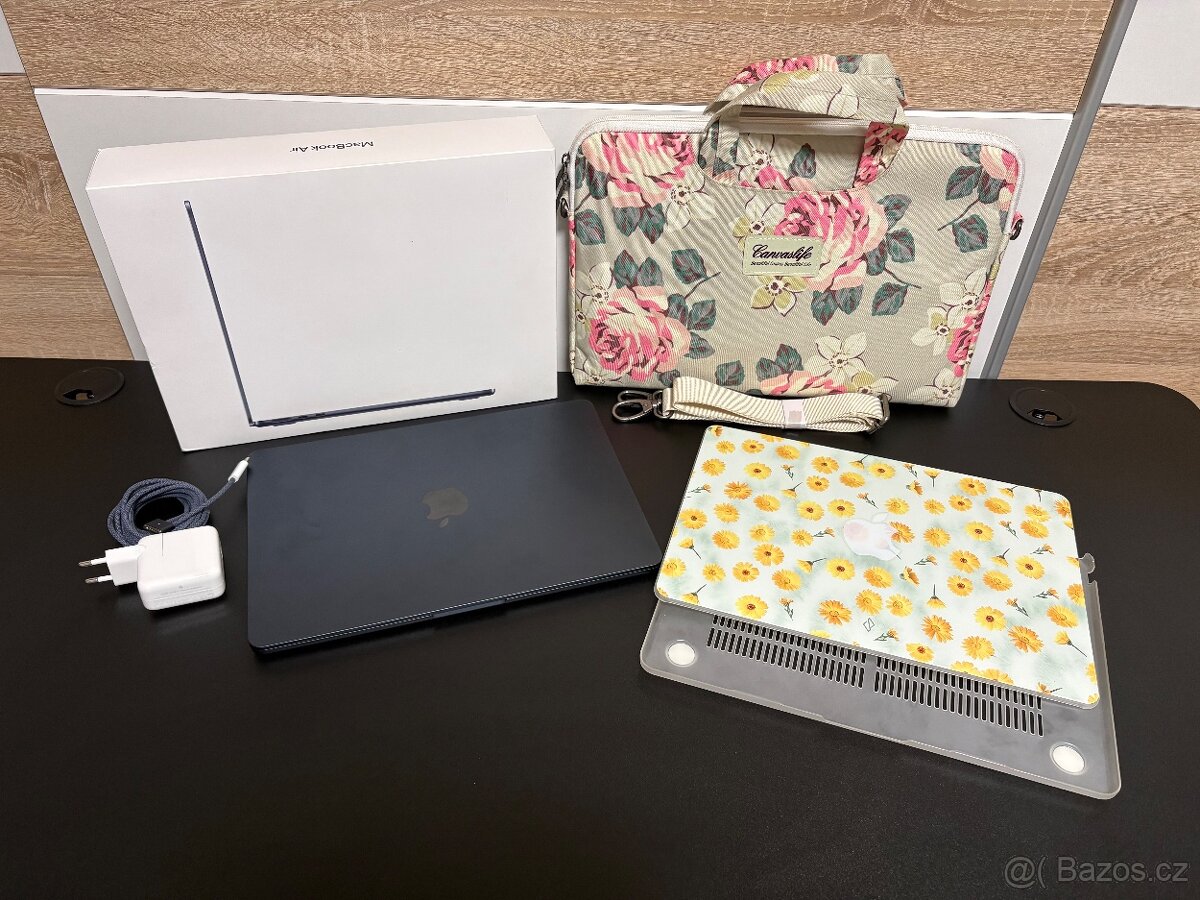 Macbook AIR 13” M3 - minimalne pouzity Zaruka - 4