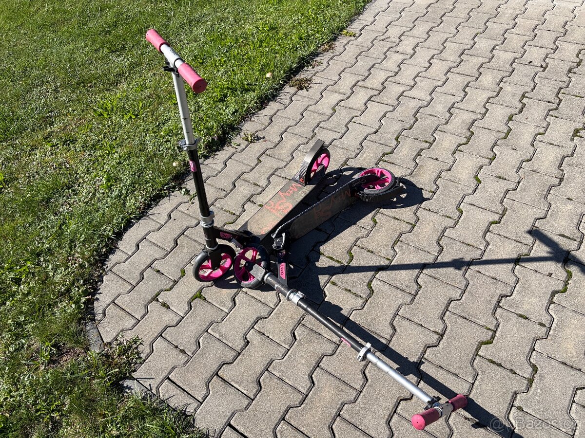 Prodam dve kolobezky Oxelo - 4