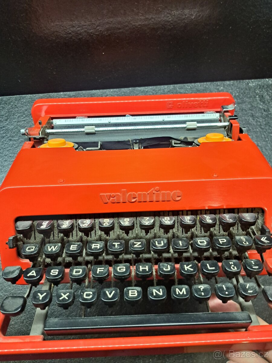 designový psací stroj Valentine zn Olivetti - 4