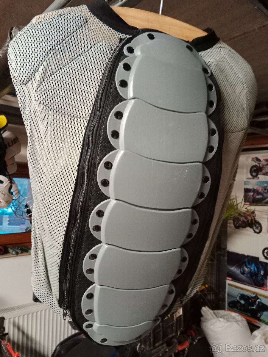 Páteřák na moto. - 4