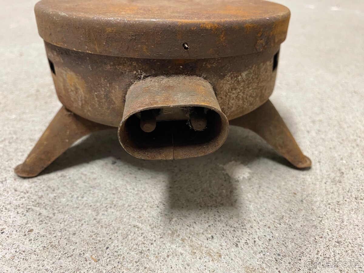 Starožitná nahřívací žehlička rukávník vařič - 4