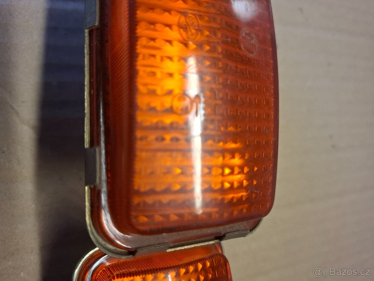 Přední blinkry Škoda 100, 110r a užovka - 4