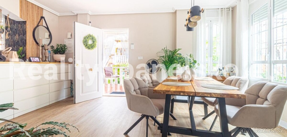 Řadový dům 3kk s terasou Orihuela Costa,Lomas de Cabo Roig - 4