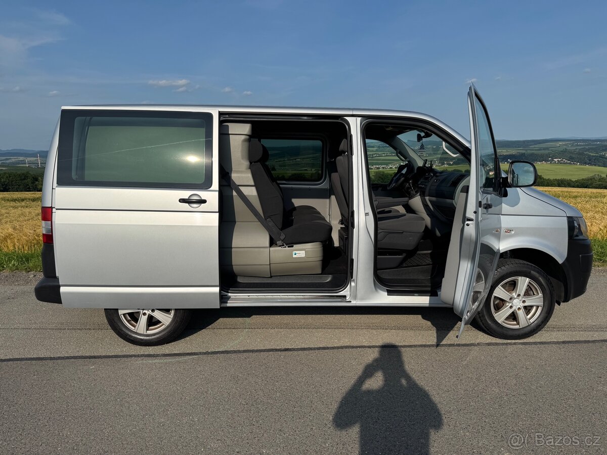 Volkswagen Transporter T5.1 2.0 TDi 5 mist - 4