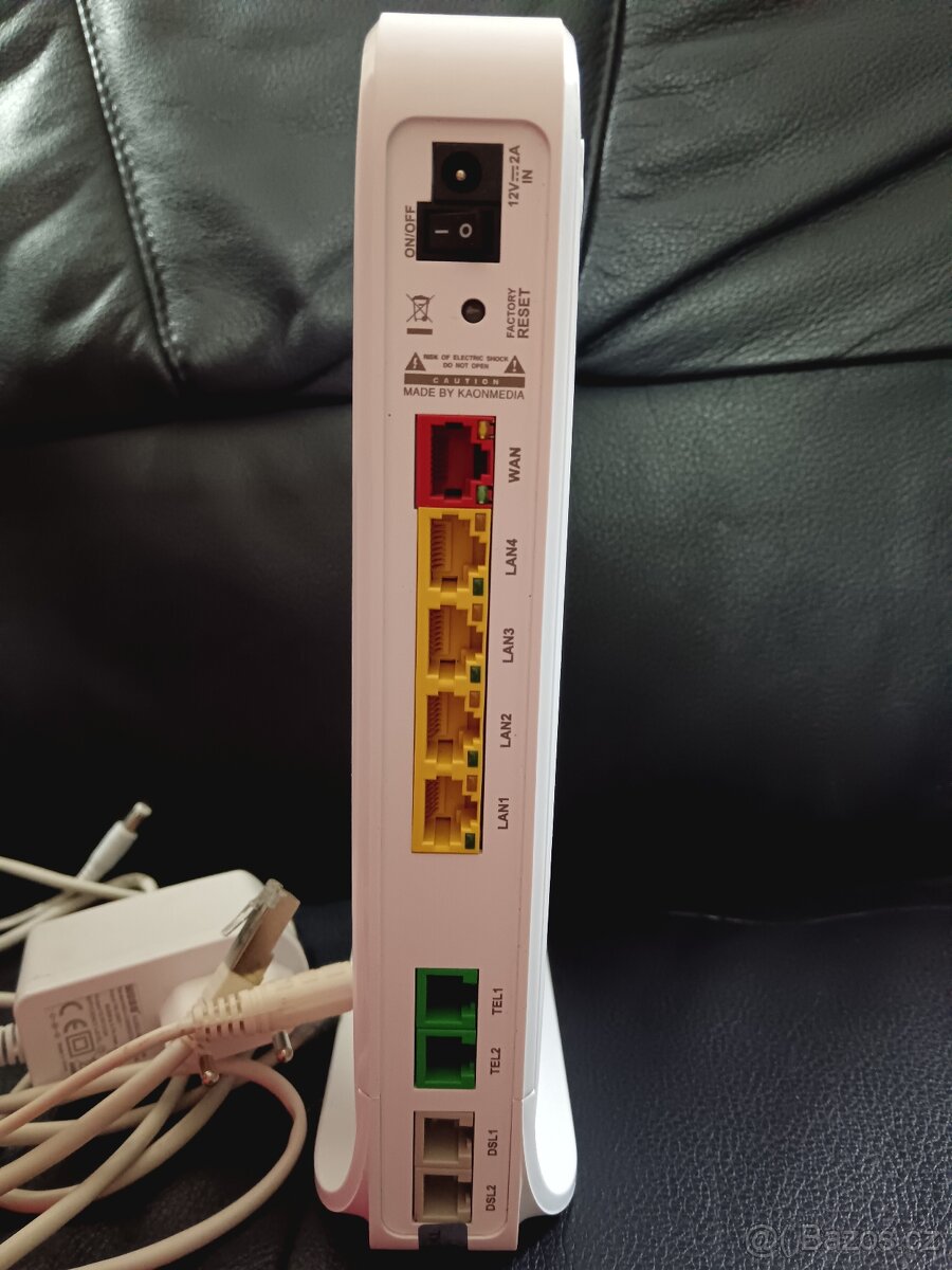 WiFi modem YouSee 2841 Kaon DG3420TD - 4