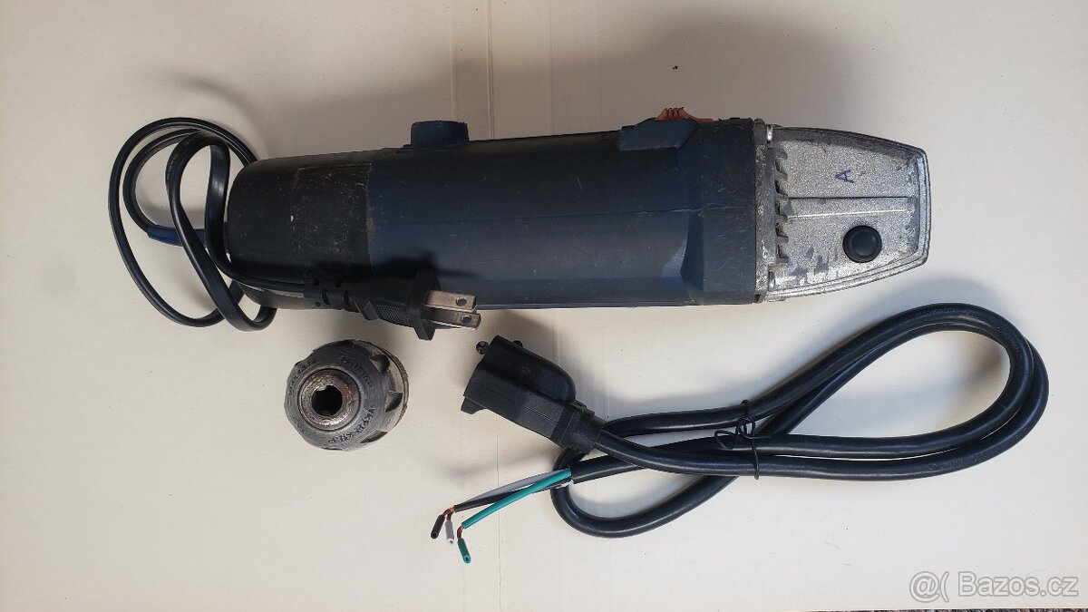 Aku úhlova vrtacka 12V - 4