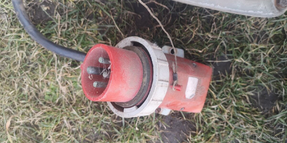 Přírubový 3F motor - 4