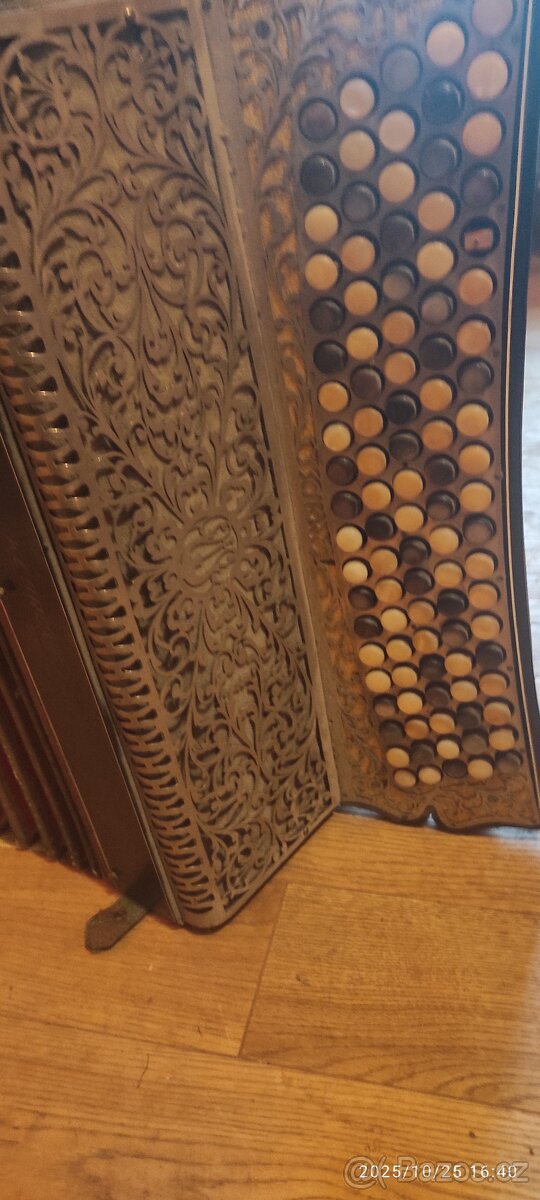 Akordeon knoflíkový 120 basů - 4