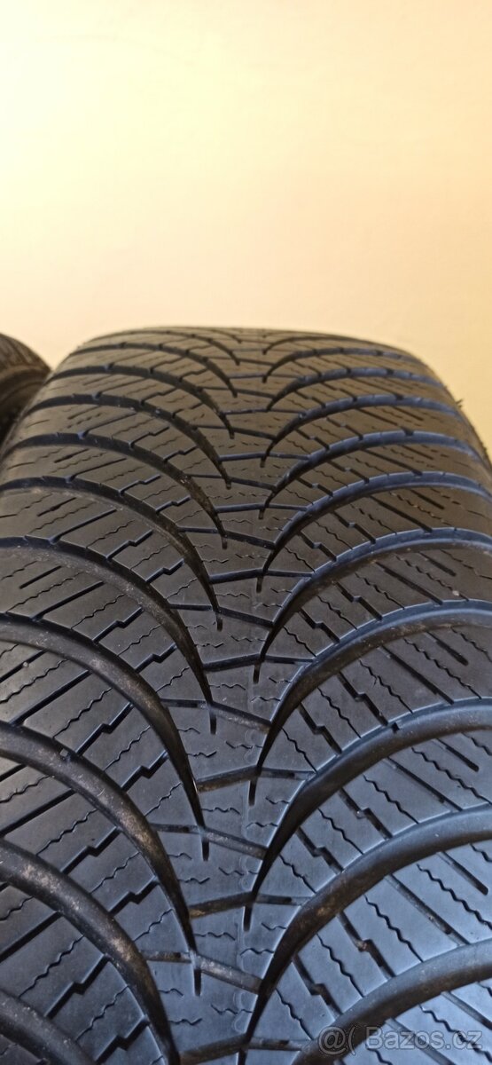 Falken EuroAllSeason 215/60 R17 100V 5,5-6,5mm - 4