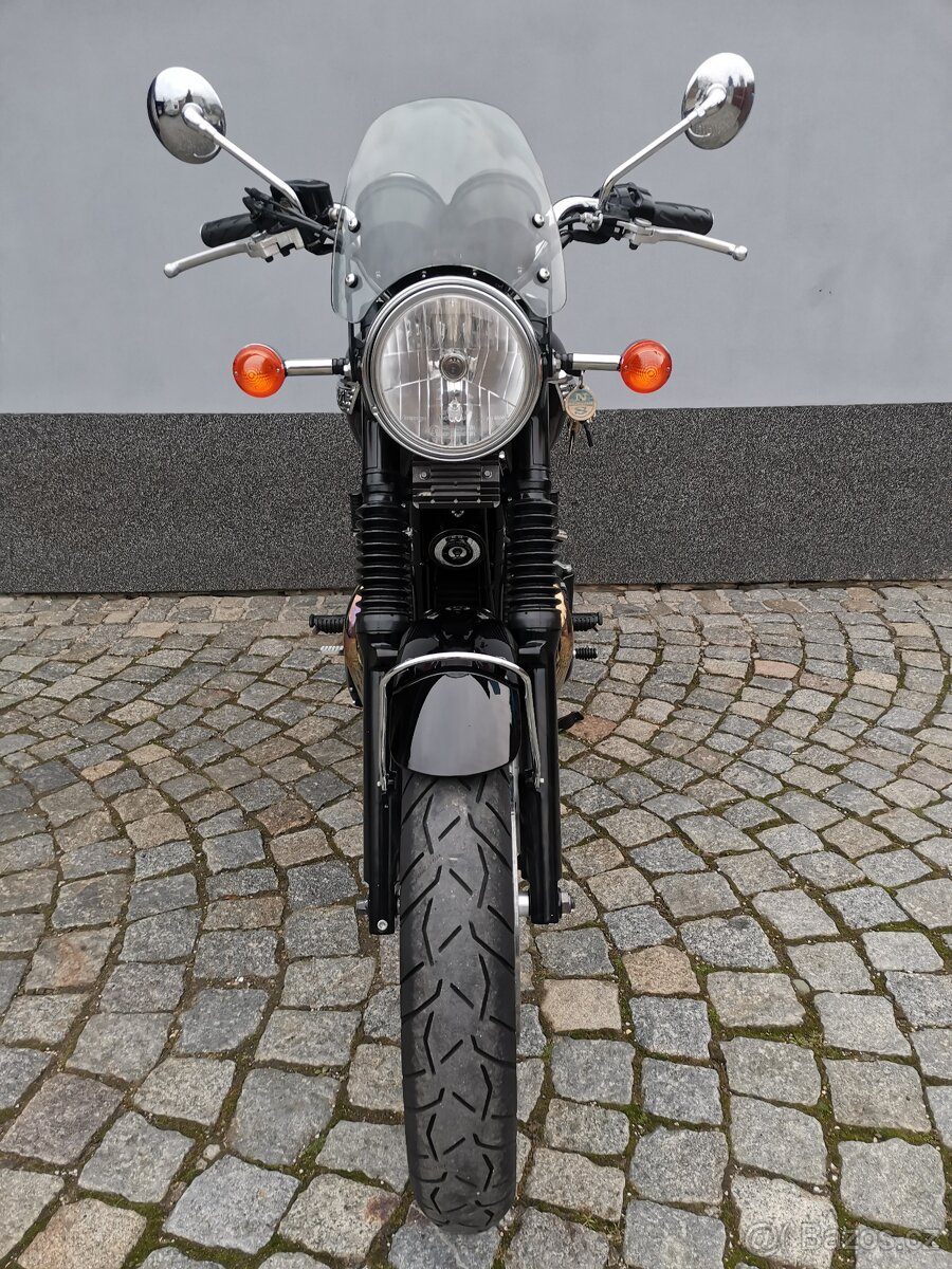 Triumph Bonneville T100 - 4