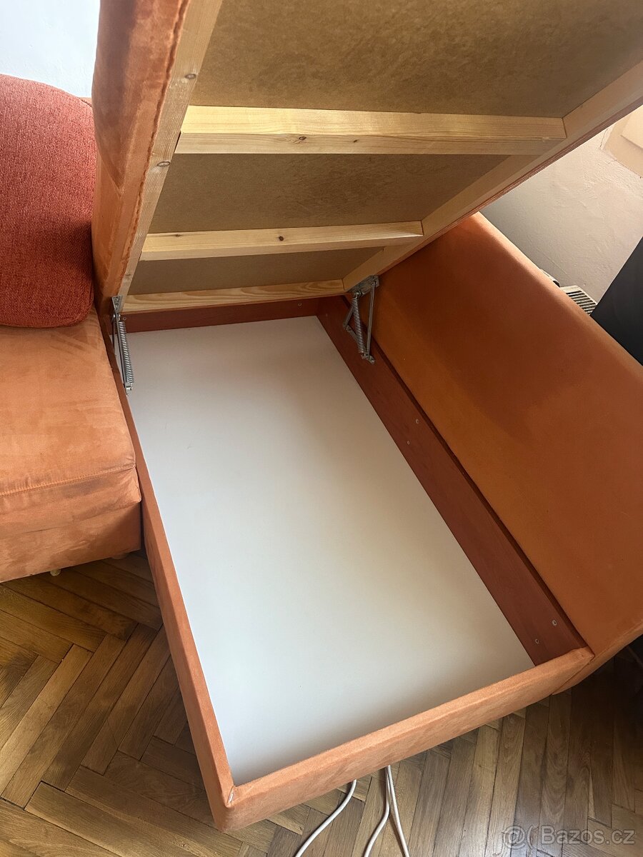Rozkládací pohovka - 4