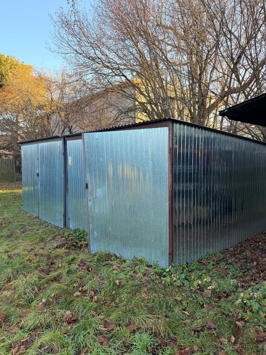 Plechový sklad / Garáž cca 4x3 - 4