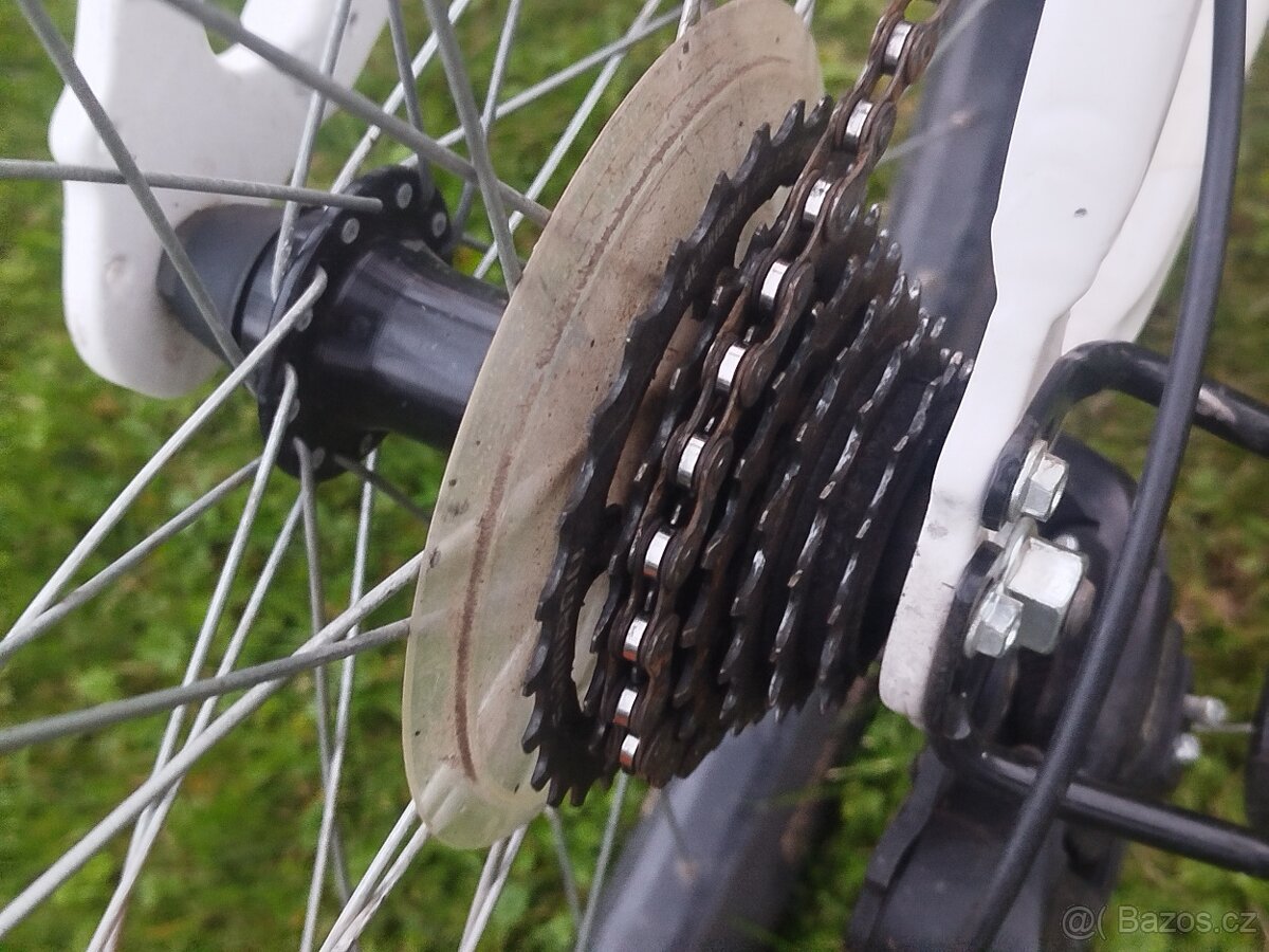 Btwin rockrider 340 "26" L bílý ❄️SLEVA 300KČ❄️ - 4