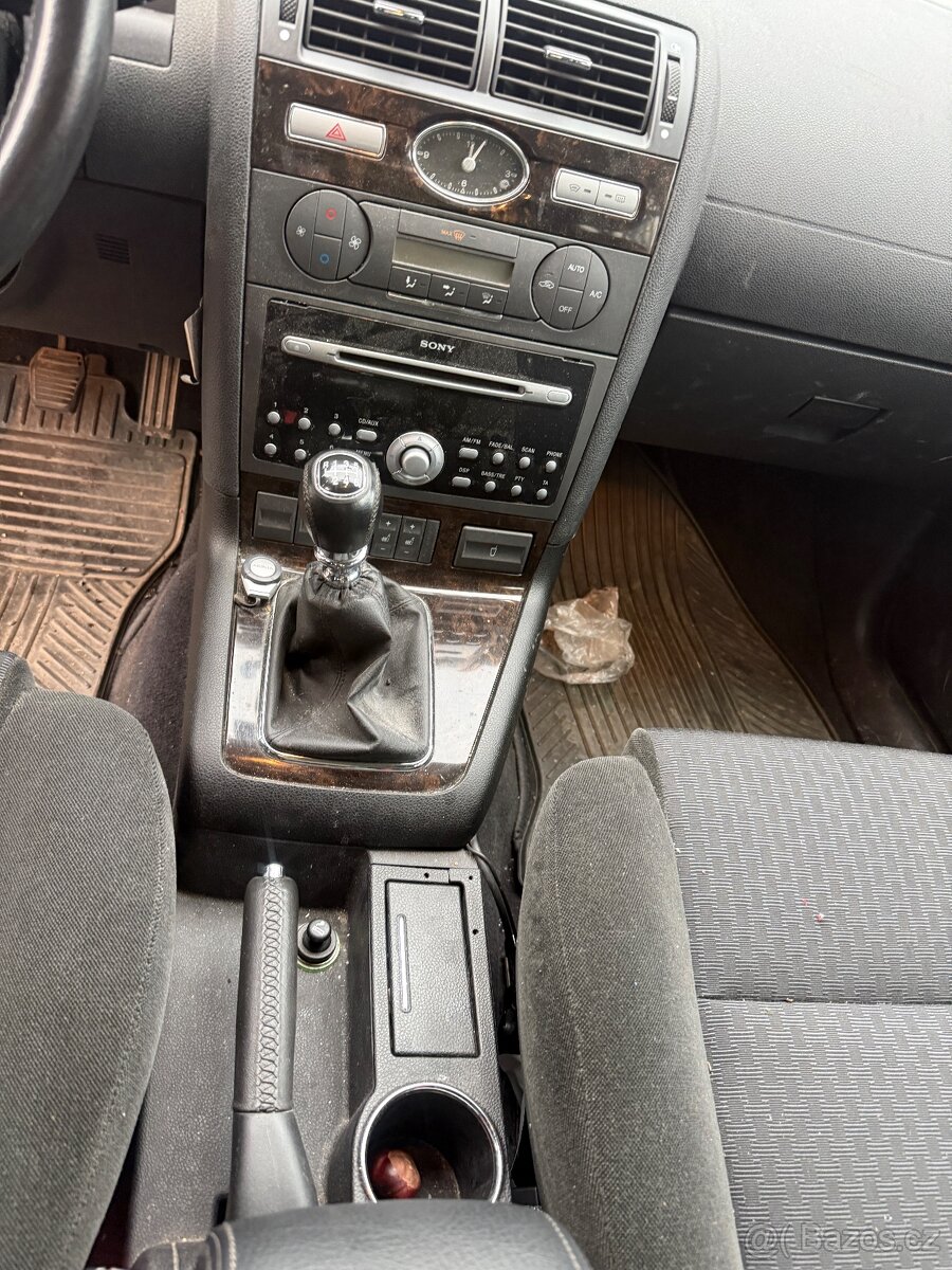 Ford Mondeo 2.2 TDCi Ghia | 114 kW | 2006 | 105 000 km - 4