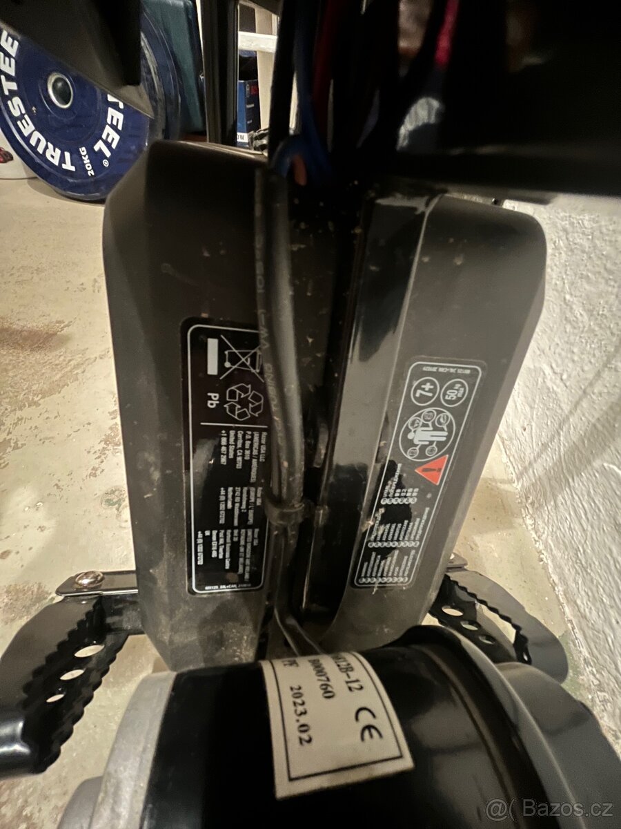 Razor MX125 Dirt Rocket - červená/černá - 4