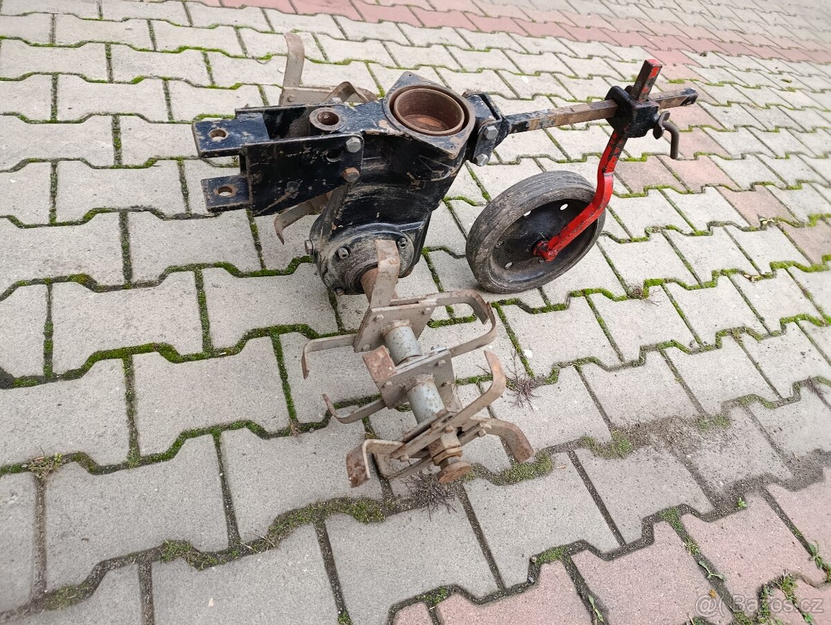 Prodám rotavátor s převodovkou k Tera Vari systém - 4