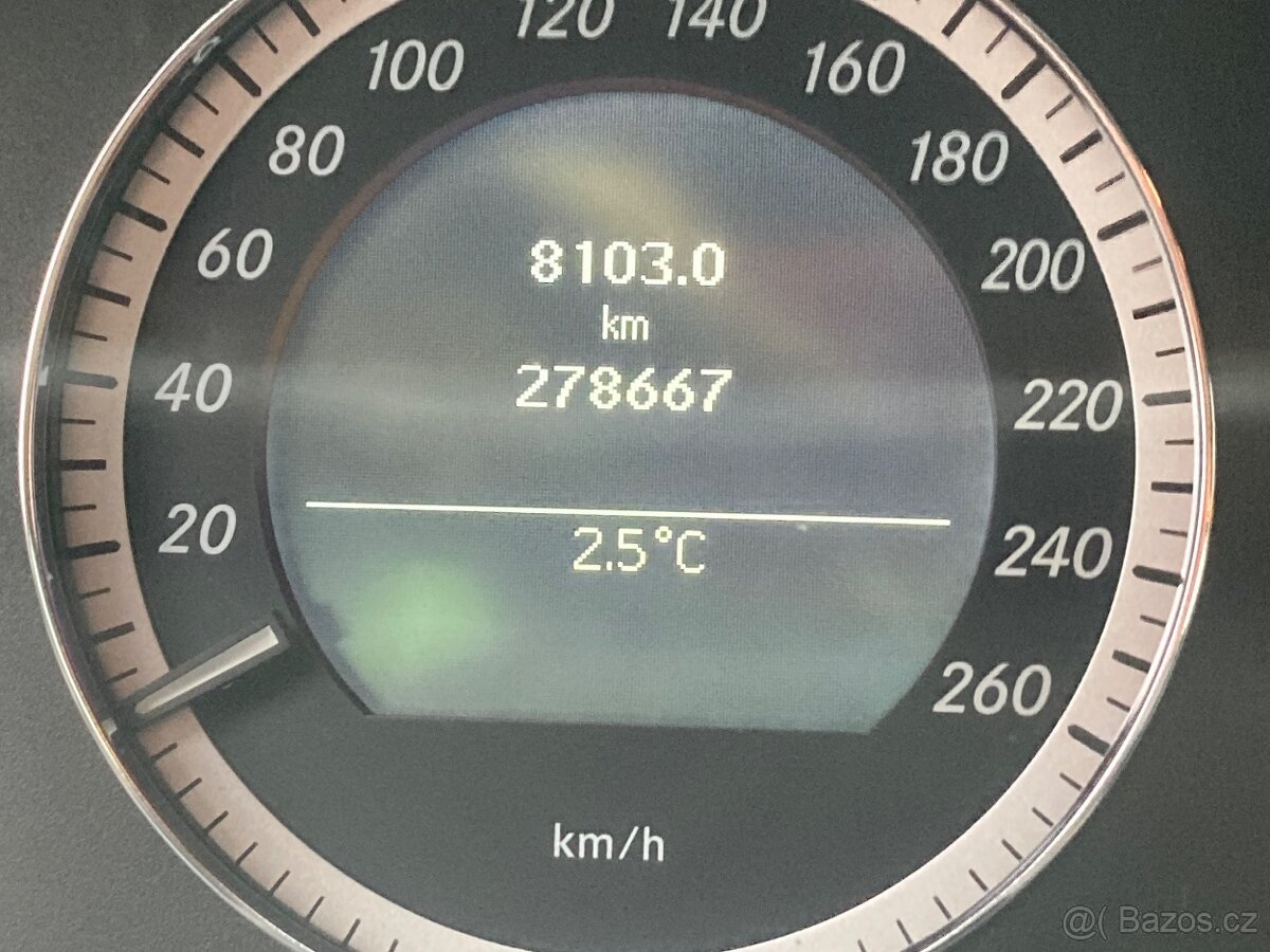 Mercedes E200 CDI - 4