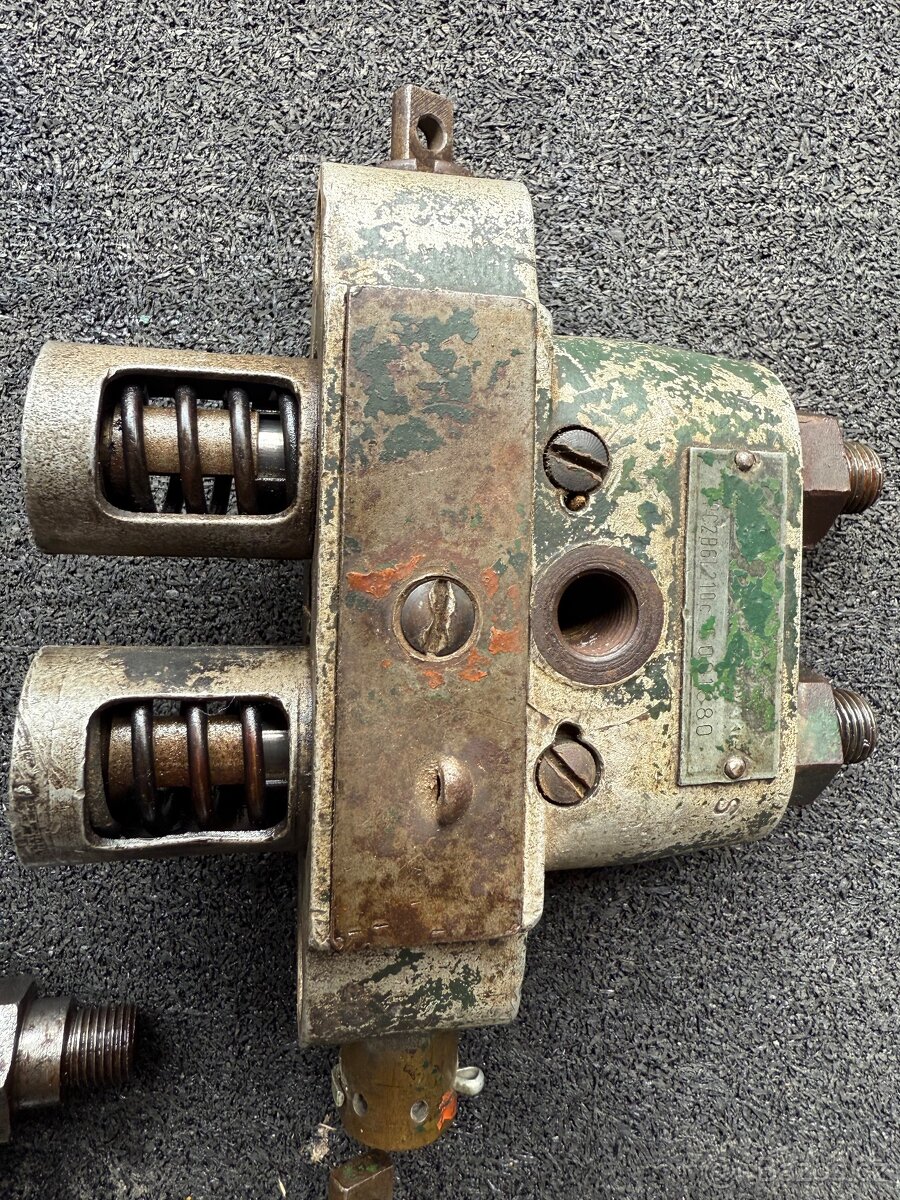 Traktor Škoda 30 - 4