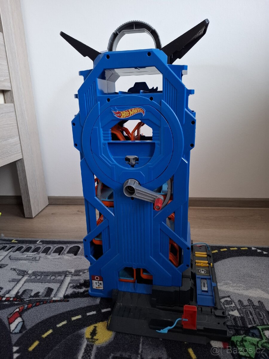 Hot Wheels mega garáž s výtahem - 4