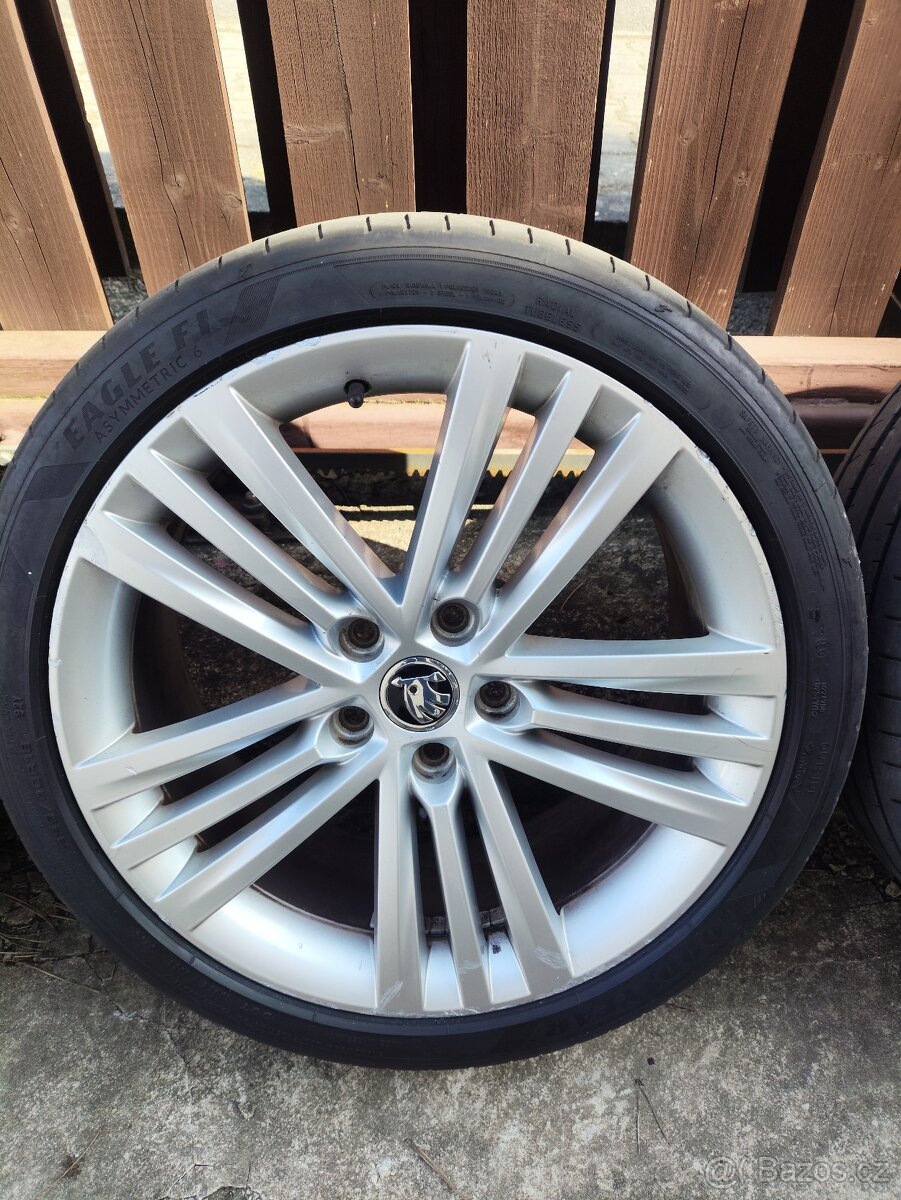 Sada letních 5x112 r18 Trinity Superb 2 - 4