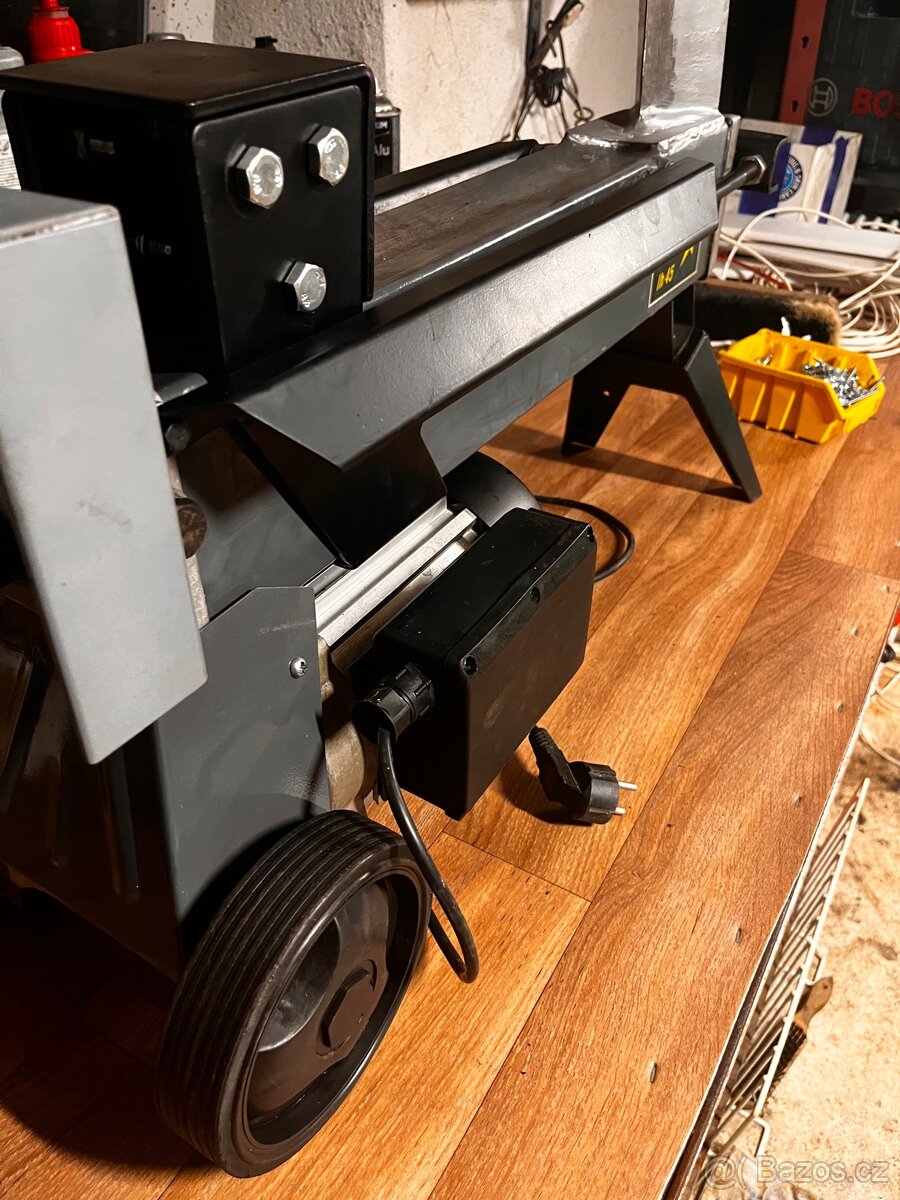 Štípačka na dřevo - 4