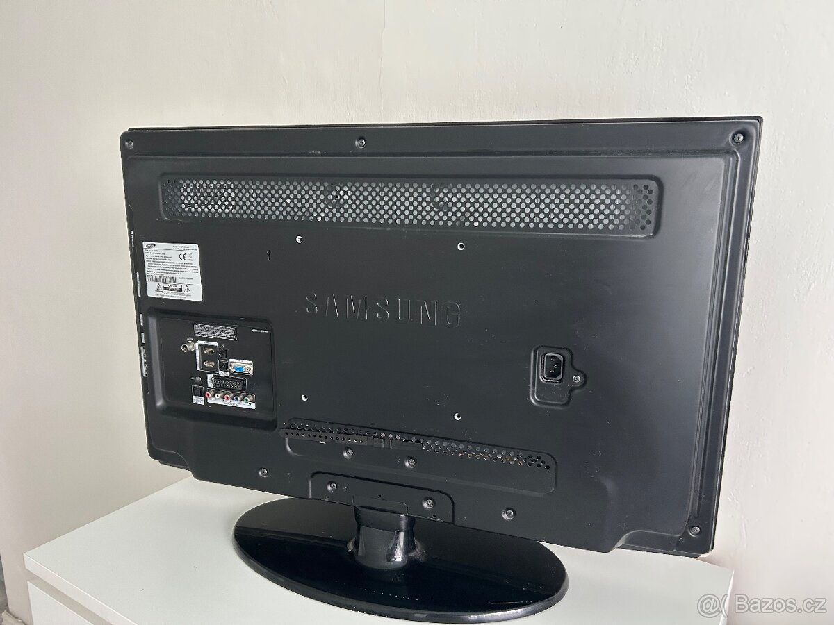 LCD TV Samsung 32” - 82cm - 4