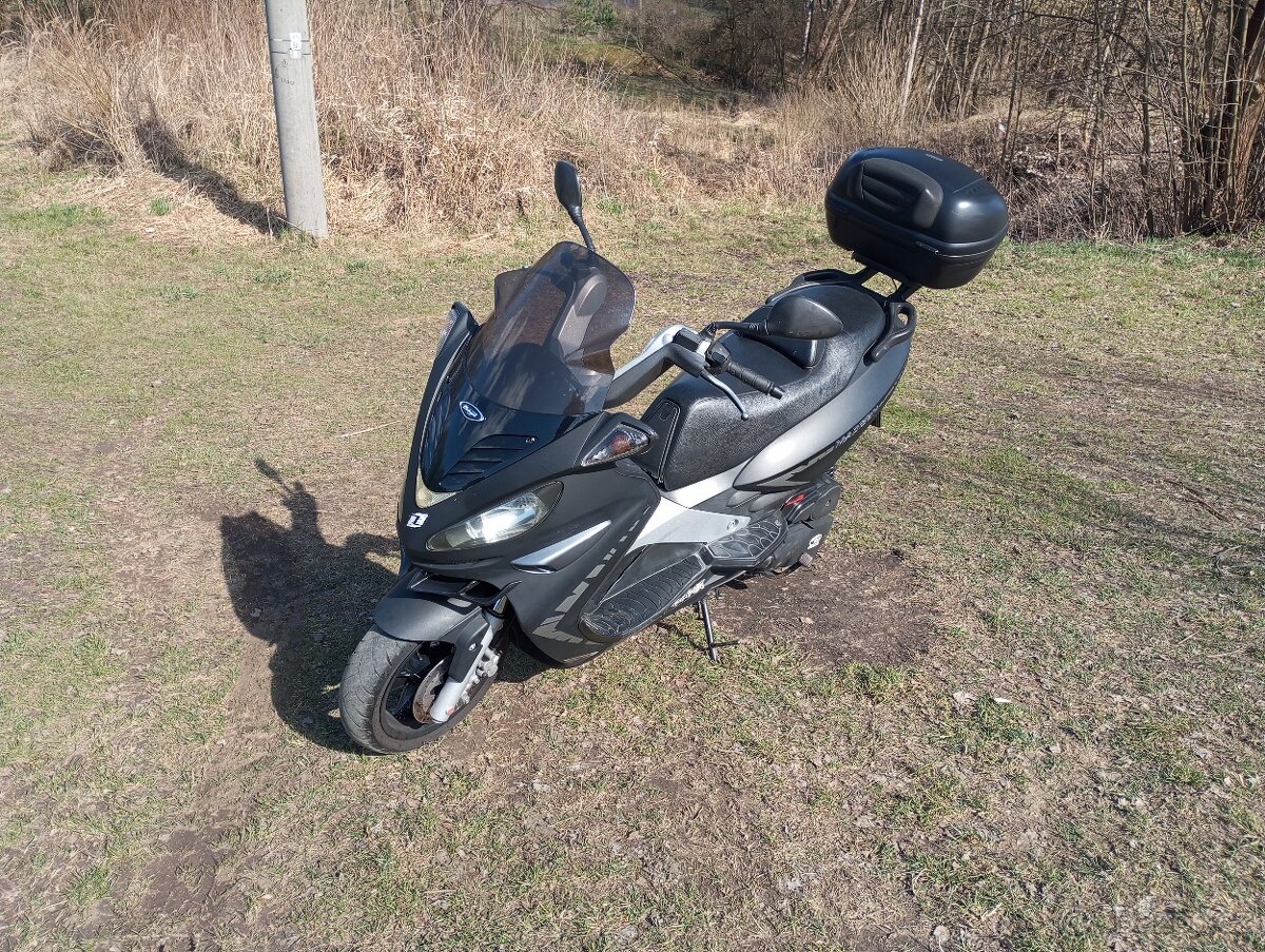 Malaguti Madison R125 - 4