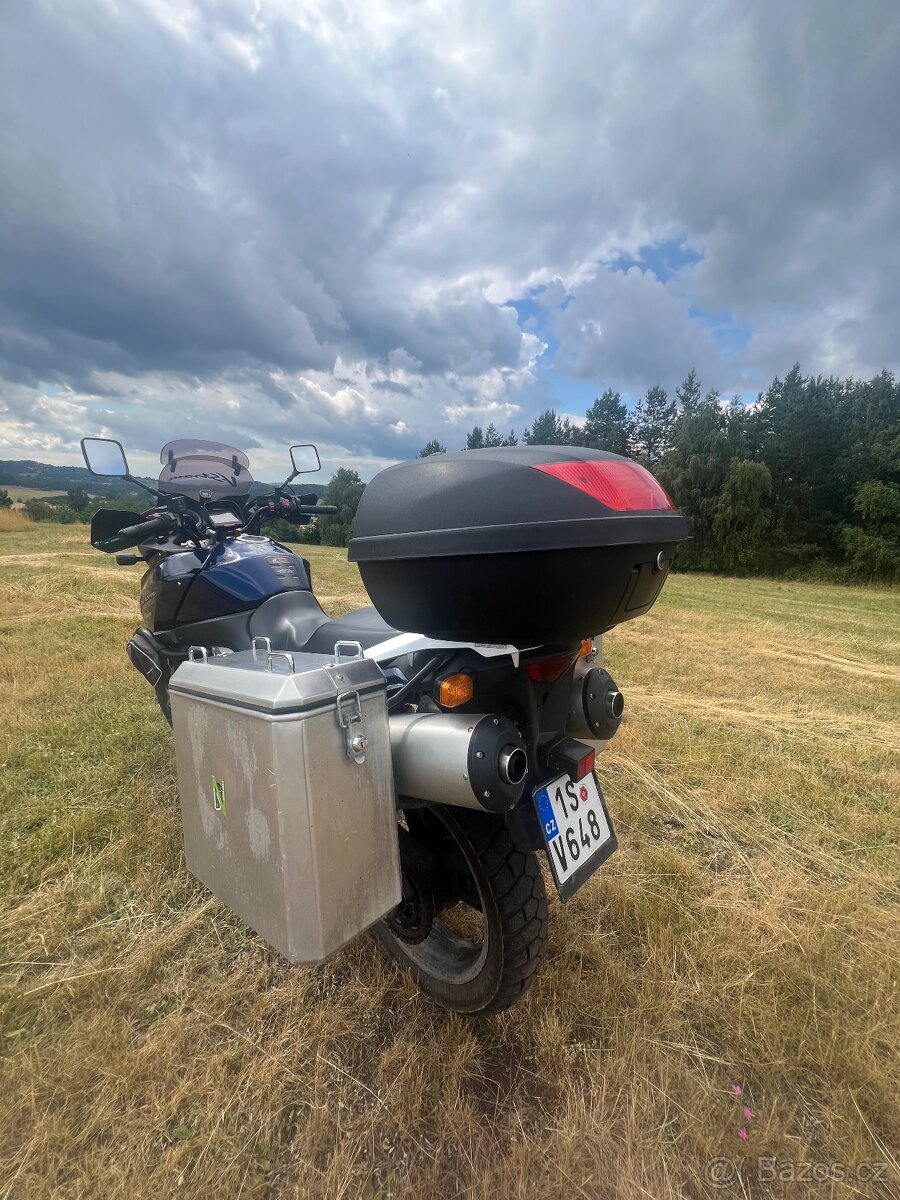 Suzuki V-strom Dl 1000