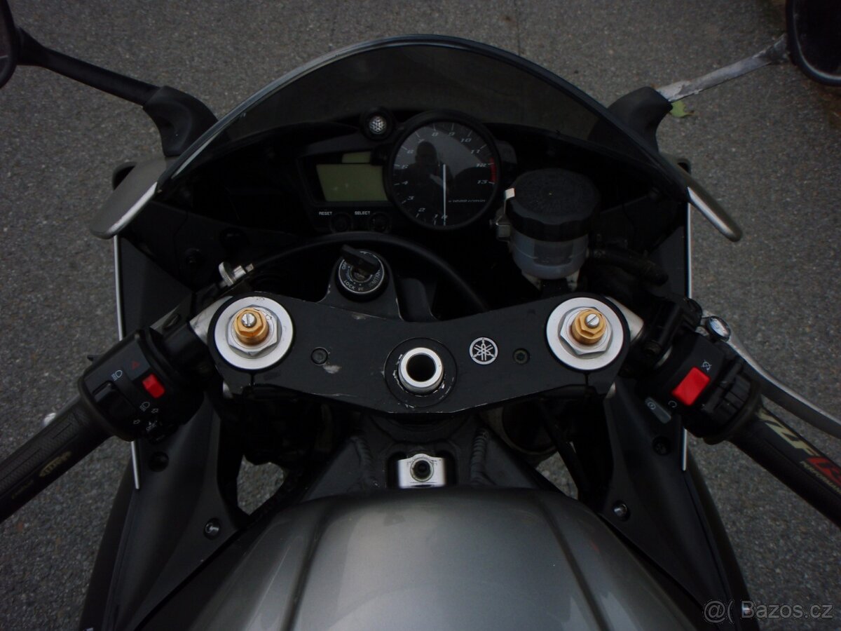 Rozprodam dily yamaha YZF R1,r.v. 2003 - 4