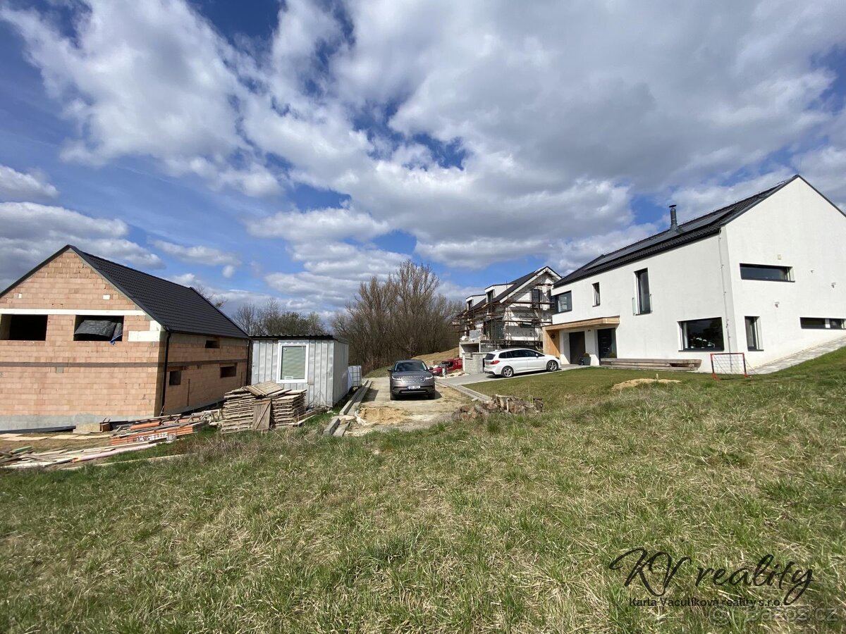 Prodej pozemek k bydlení o CP 1096 m2, Zlín, místní část Luž - 4