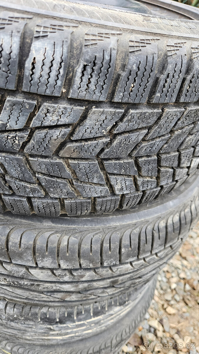 Pneu a plechové disky Škoda Fabia 6Jx15 H2 5x100 ET43 ES Ø57 - 4