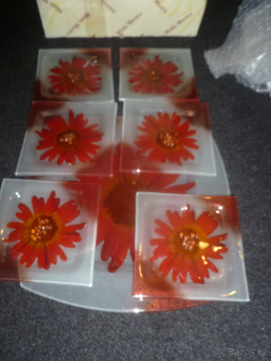 Skleněná souprava--podnos. - 4