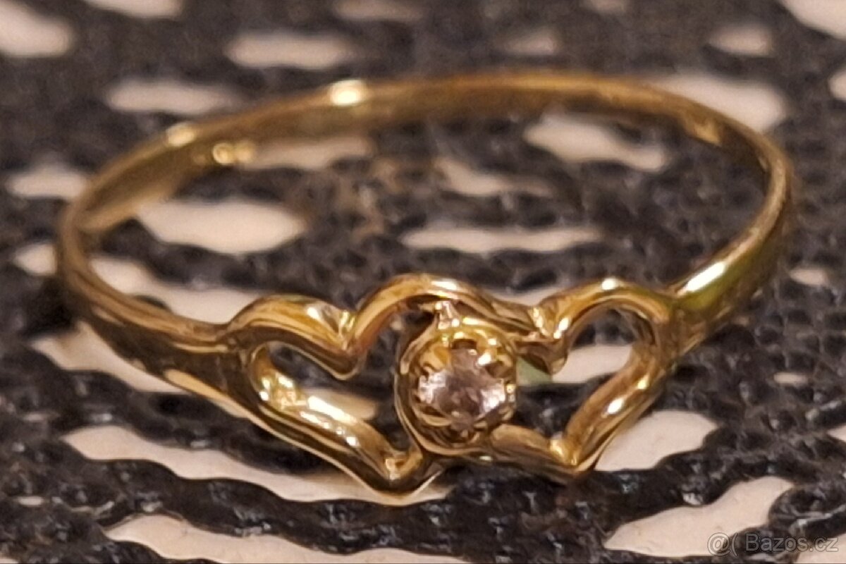 Prodám zlatý prstýnek 585 - 4